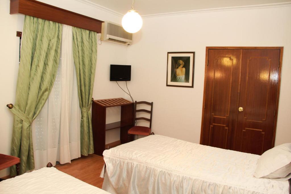 Bed and Breakfast O Pelicano à Alfaiates Chambre photo
