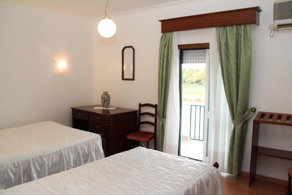 Bed and Breakfast O Pelicano à Alfaiates Chambre photo